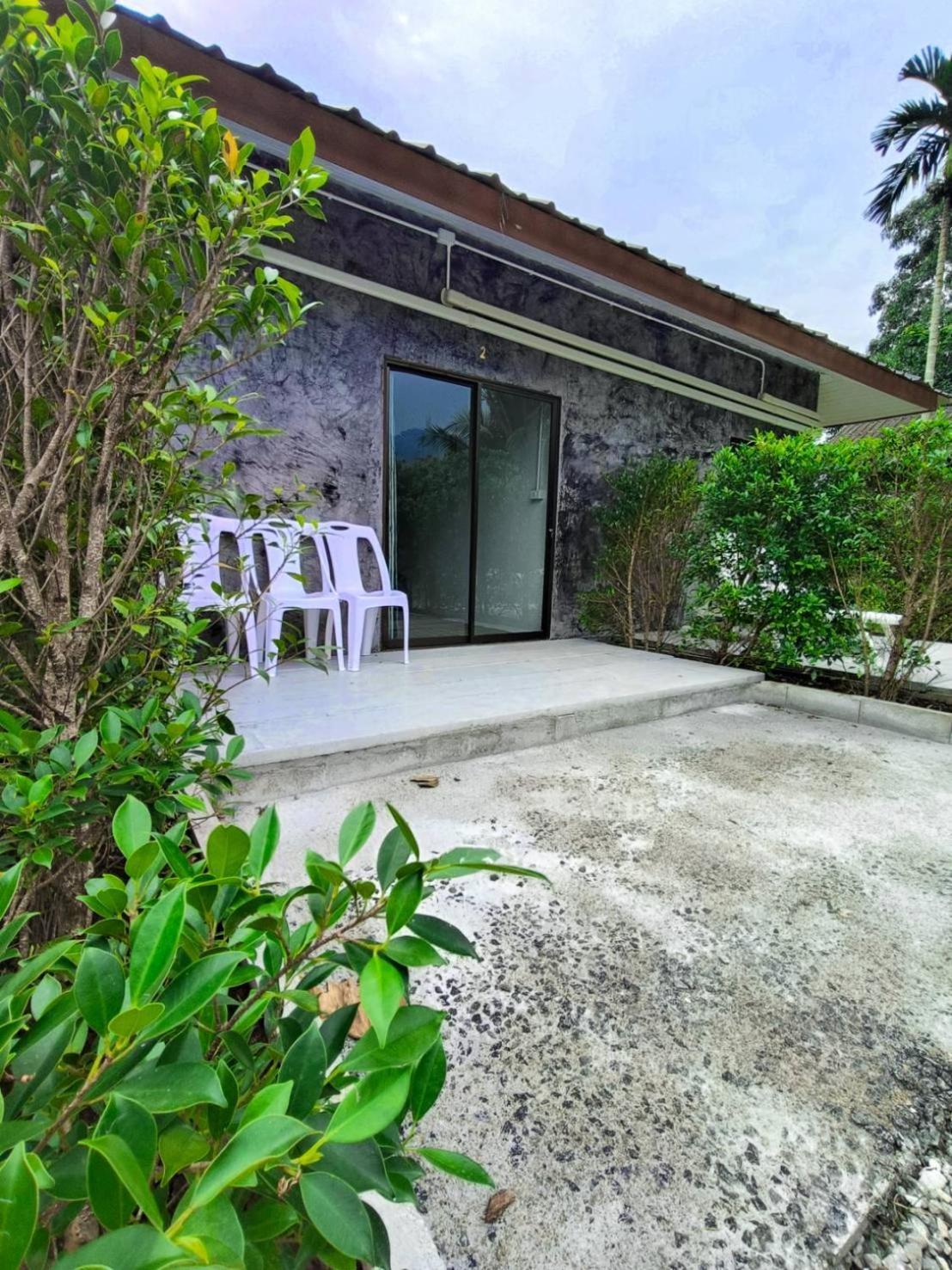 Khaosok Farmstay Khao Sok National Park エクステリア 写真